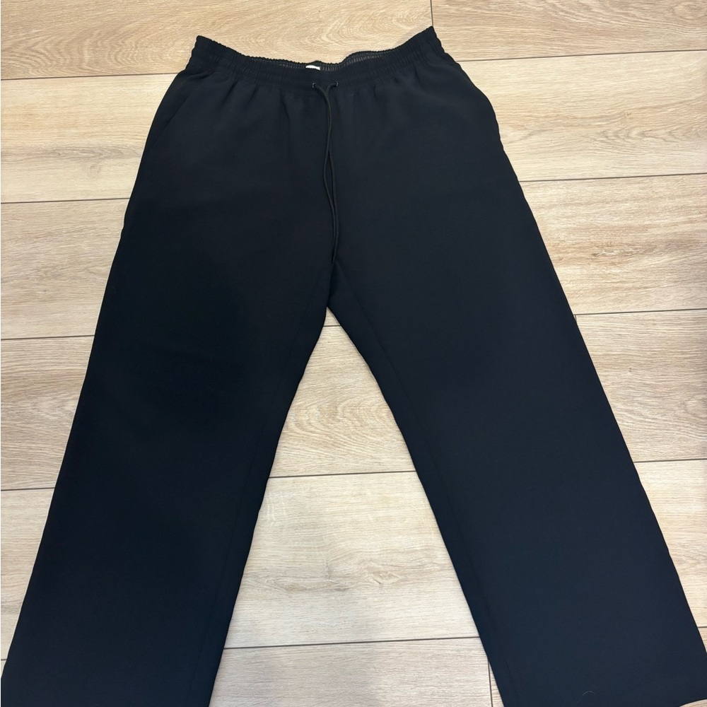 Wilfred Thesis black drawstring pants
